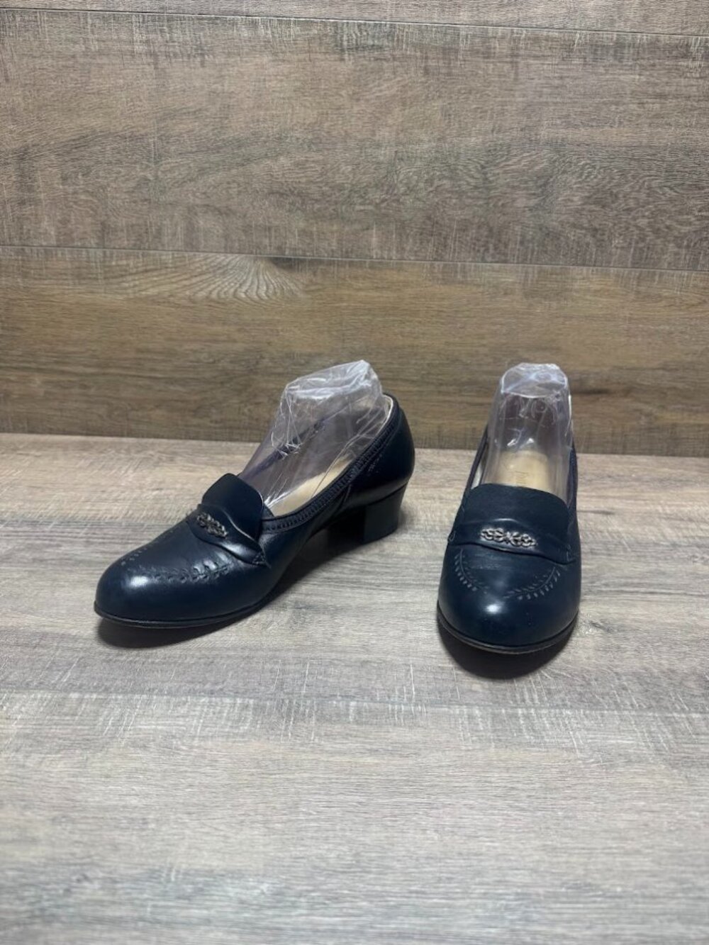 Footsaver Navy Blue Loafer Pumps Wome's Size 8